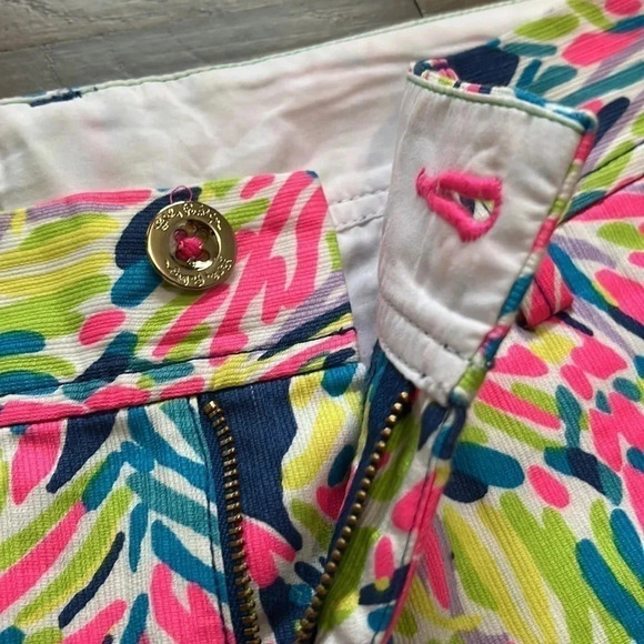 LILLY Pulitzer The Walsh Short. Size 2. Excellent condition! - Picture 4 of 8